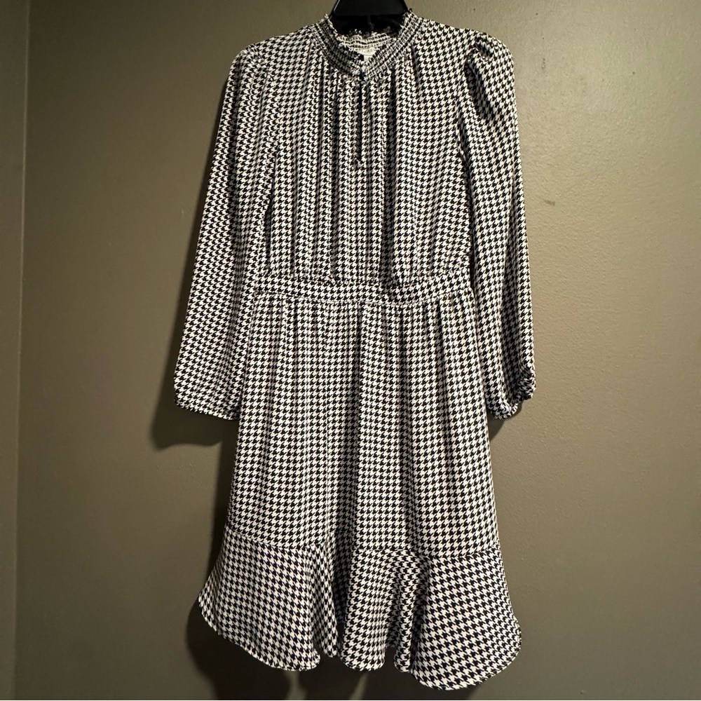 J Crew Smocked Neck Houndtooth Dress Size 4